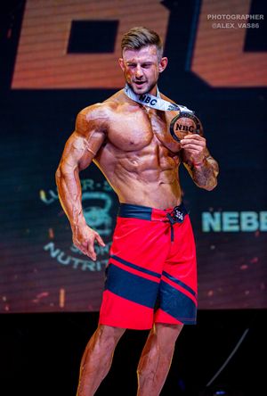 MEN‘S PHYSIQUE +179